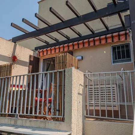Charming With Terrace Near The Beaches