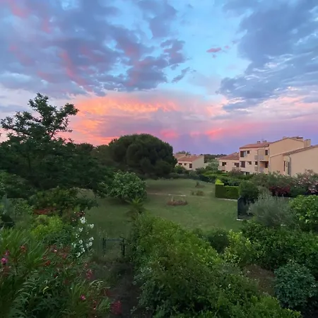 Charming With Terrace Near The Beaches